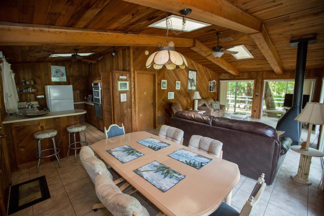 Riverfront Treetop Bungalow Хомосаса Екстериор снимка